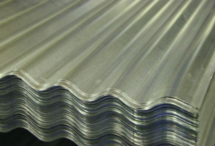 Пачки профлиста на складе