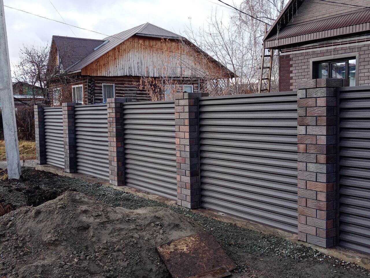 Забор жалюзи Z в цвете тёмный шоколад